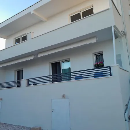 P&m Apartment Makarska